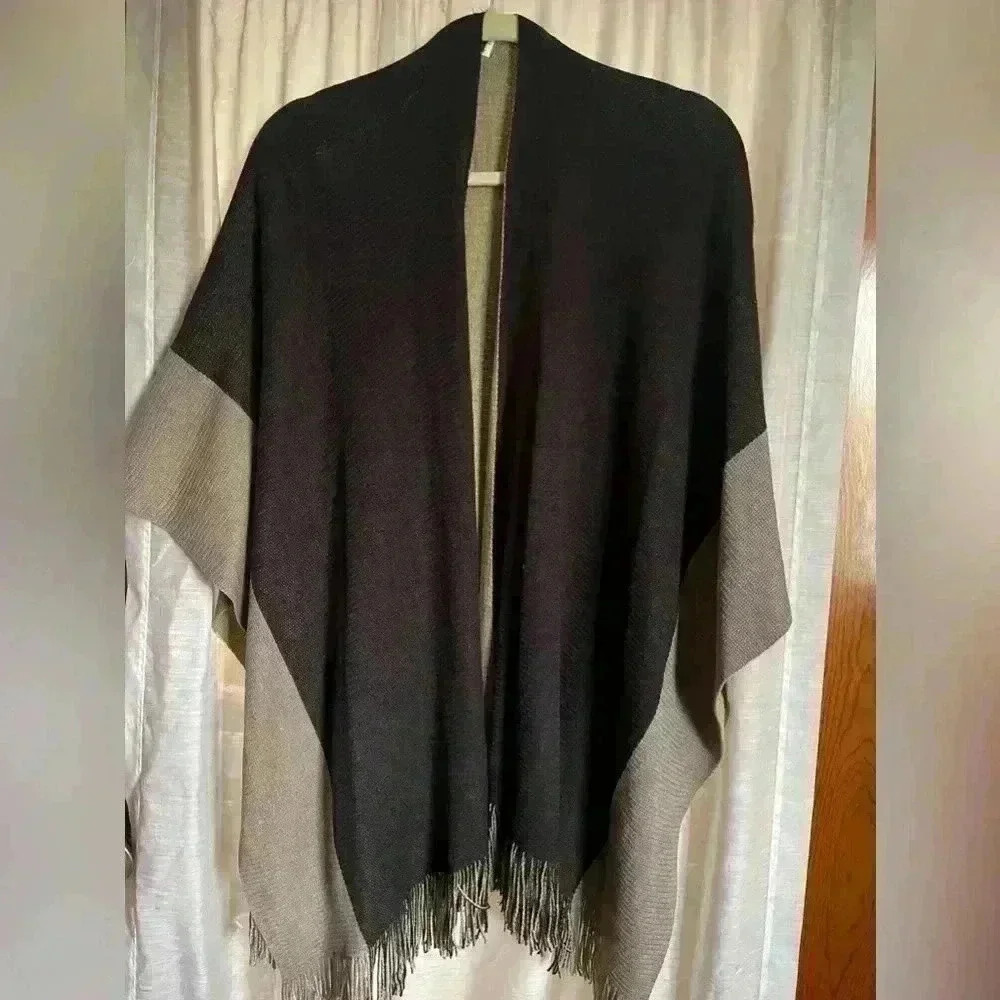 Apt 9 shawl